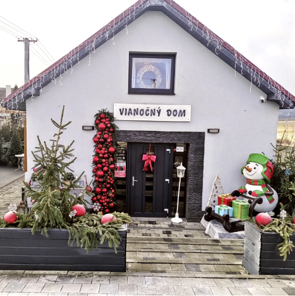 vianočný dom Batizovce